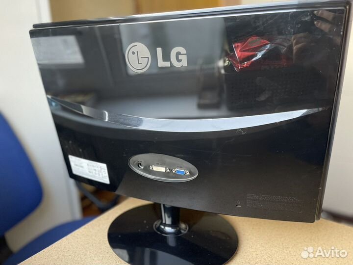 Монитор LG flatron E2040t-pn
