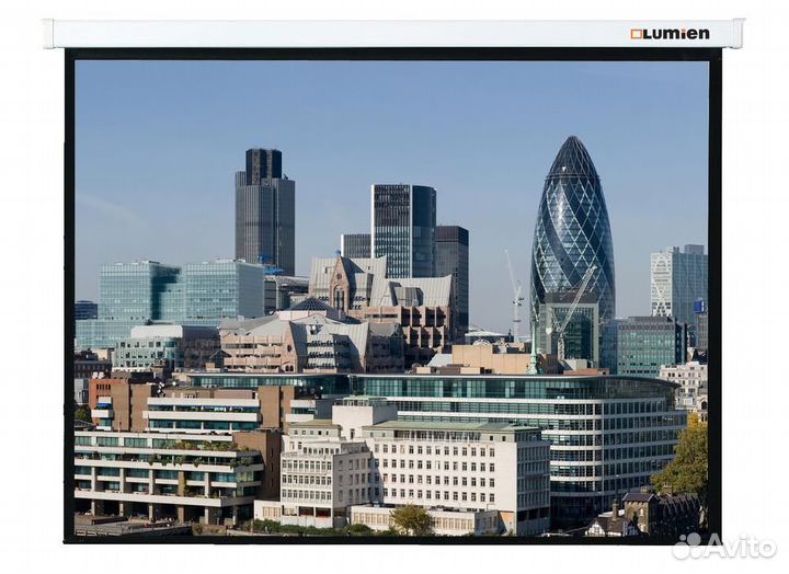 Экран моторизированный Lumien Master Control 153x203