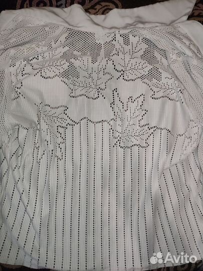 Белые школьные рубашки