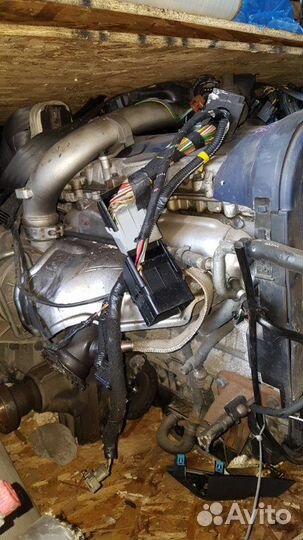 Двигатель Volvo V70R универсал B5254T4 2006