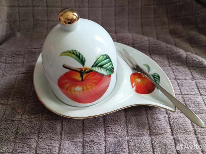 Блюдо с крышкой для лимона