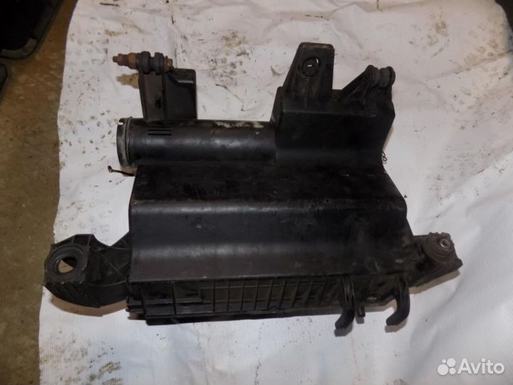 Корпус воздушного фильтра Transit 2006-2013