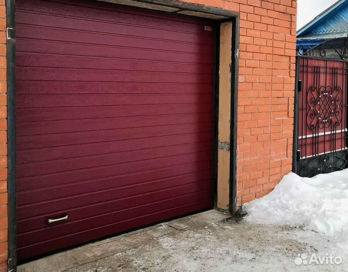 Ворота секционные подъемные монт-ж до 2 дн