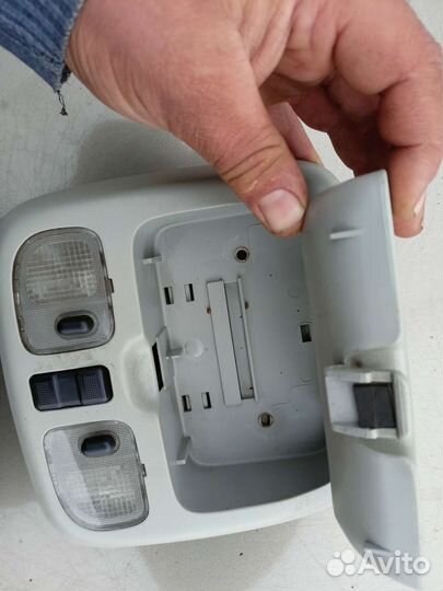 Плафон с очечником ford maverick