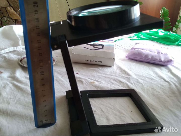 Увеличительное стекло