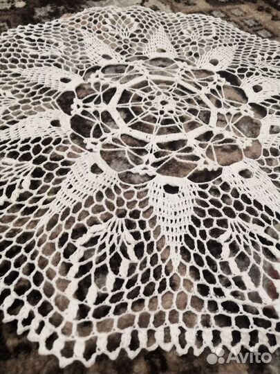 Салфетка вязаная новая
