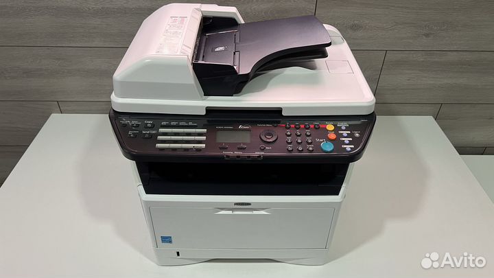 Мфу Kyocera m2030dn