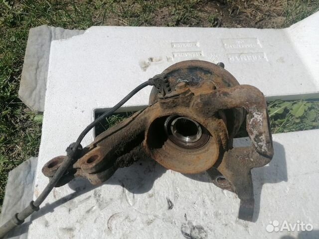 Кулак поворотный передний левый Hyundai i30