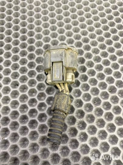 Б/У фишка (разъем ) Ford Focus DBW SE eddc 2.0L