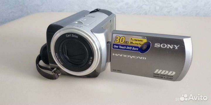 Видеокамера DCR-SR60E с сумкой