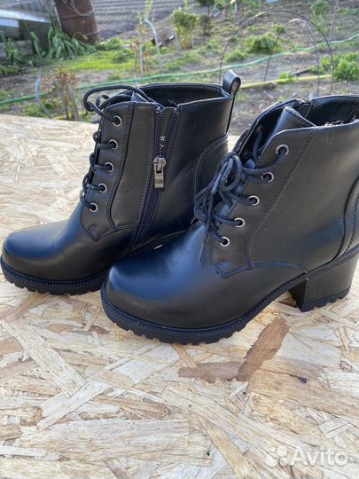 Демисезонные ботинки 36