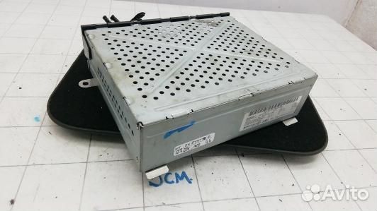 Блок радио audi A8 D3 (70F01NC09)