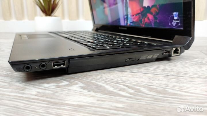 Надёжный ноутбук Lenovo i3/410m/6Gb/SSD 256Gb