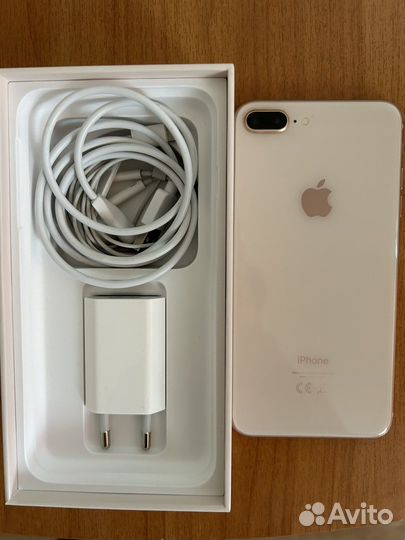iPhone 8 Plus, 64 ГБ