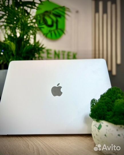 Apple MacBook Air (2020) M1 8/256