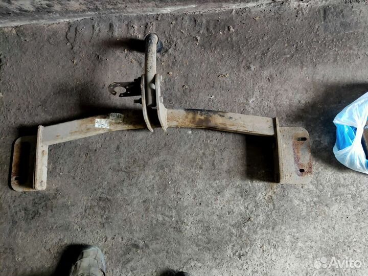 Фаркоп Кia Sportage 3(SL)