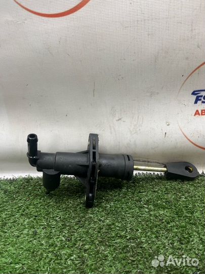 Главный цилиндр сцепления Hyundai Tucson SUV G4GC