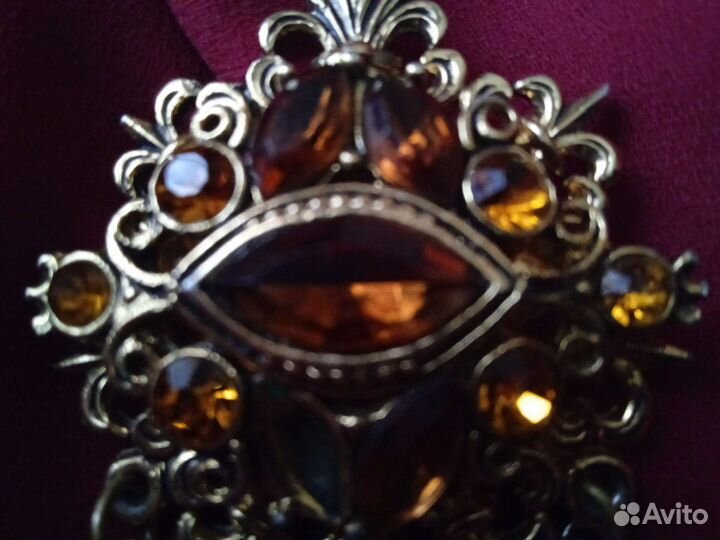 Винтажная брошь Чехословакия