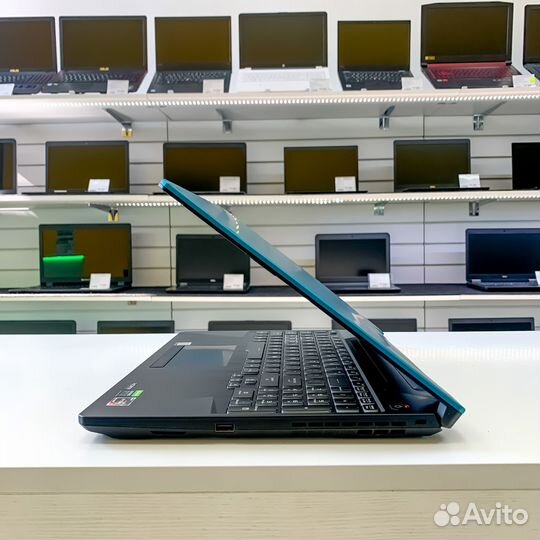 Игровой ноутбук Asus Ryzen7/RTX2060/144Hz/16RAM