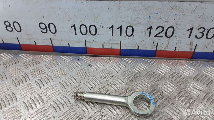 Крюк буксировочный на Chevrolet Trax