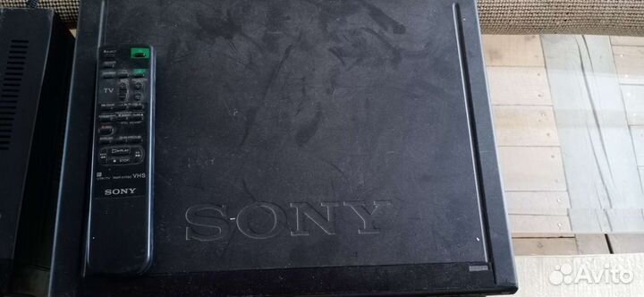 Видеомагнитофон sony