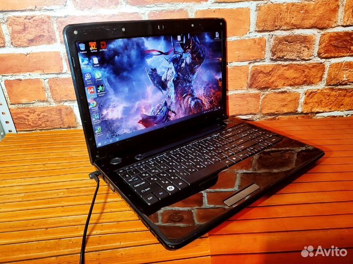 DNS A15HC-Pentium 2020 \ 4 Озу \ GeFoce GT 630M