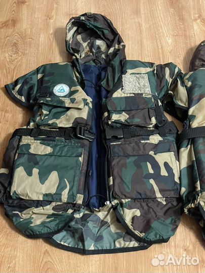 Спасательный жилет