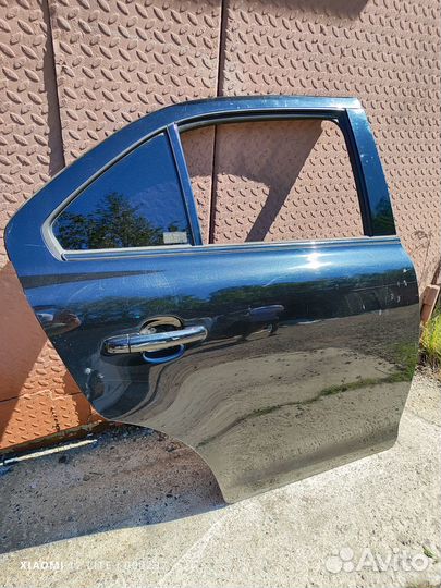 Двери, ручки Suzuki Kizashi