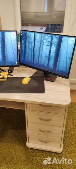 Компьютерный стол