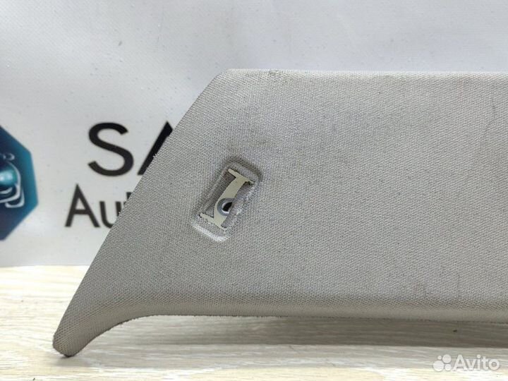 Обшивка салона задняя правая Bmw X5 E70 N62B48