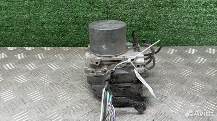 Блок abs Toyota Rav4