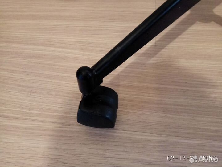 Подставка под телевизор и полка для книг