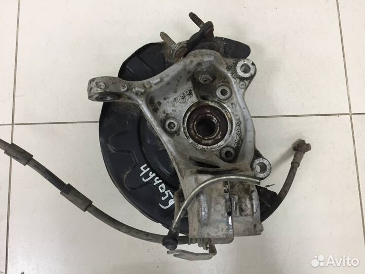 Кулак поворотный передний правый Volkswagen Tiguan