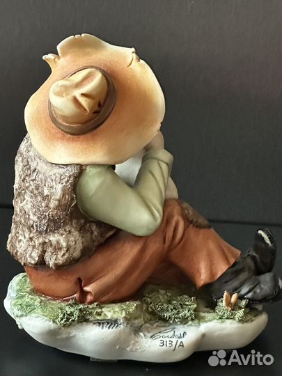 Фарфоровая статуэтка(Италия) 
