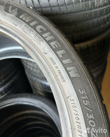 Michelin Pilot Sport Cup 2 315/30 R21 и 255/30 R20