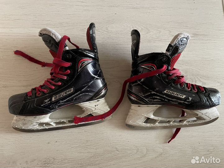 Коньки хоккейные Bauer X800 размер 5.5 полнота ее