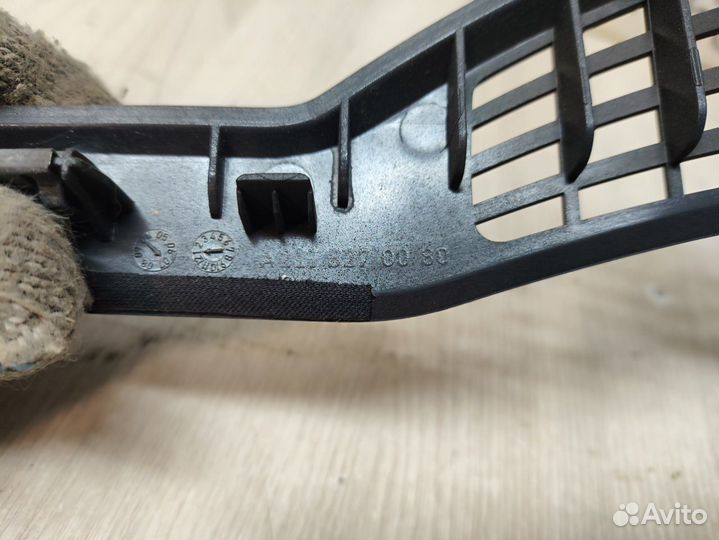 Б/У Накладка панели приборов#001