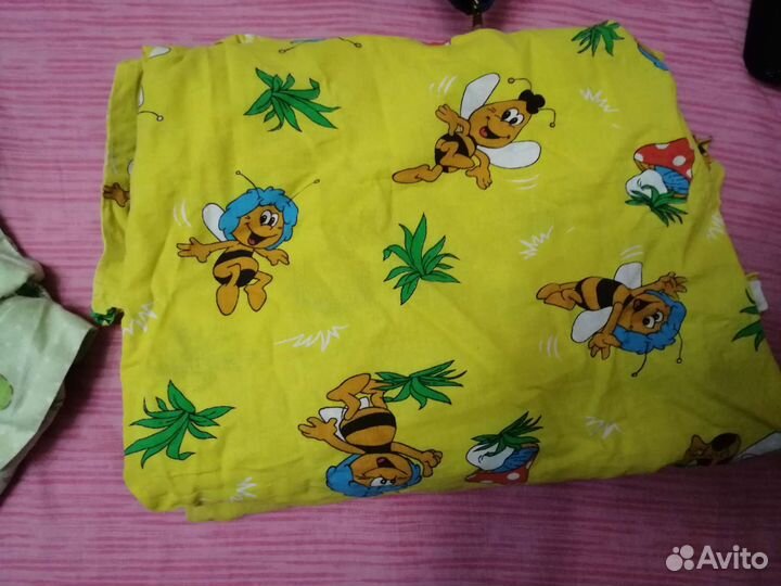 Комплекты постельного в детскую кроватку и одеяло