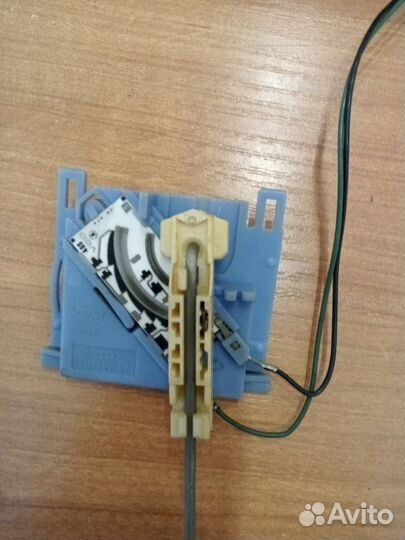 Датчик уровня топлива Volkswagen Passat B5+ седан