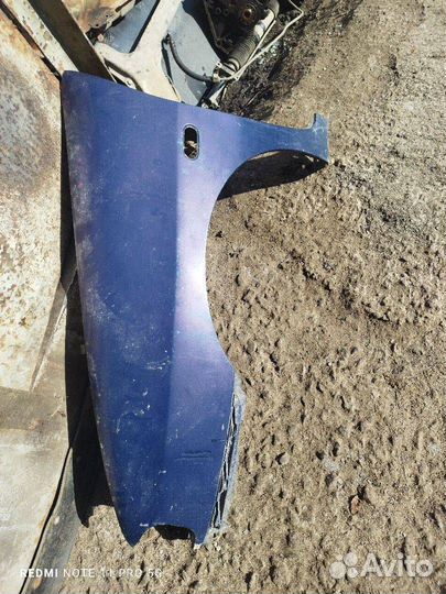 Крыло переднее левое Volkswagen Polo 3 6KV2 1998