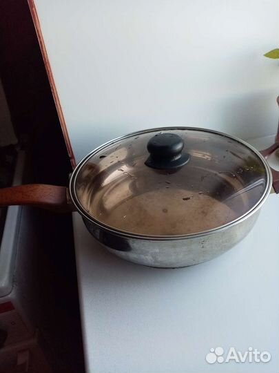 Сковорода Scarlet 26 с крышкой