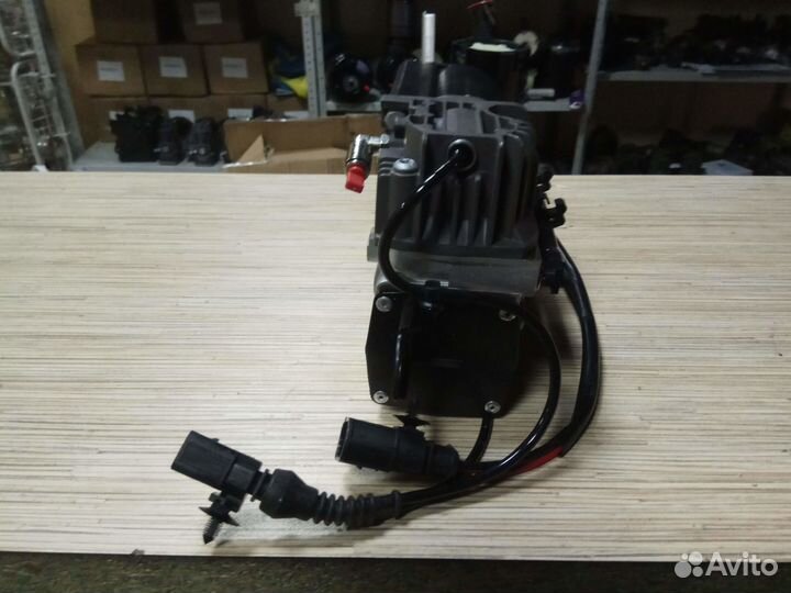 Новый компрессор пневмоподвески Touareg Cayenne Q7