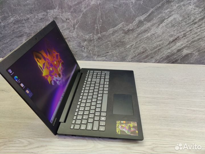 Lenovo 320C-15IKB / Intel core i5 / IPS экран