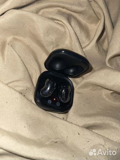 Samsung galaxy buds live