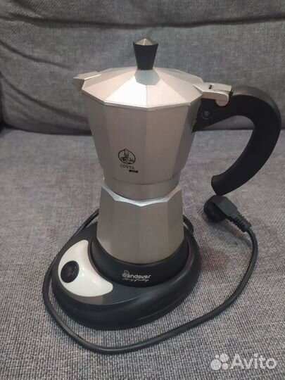 Электрическая гейзерная кофеварка