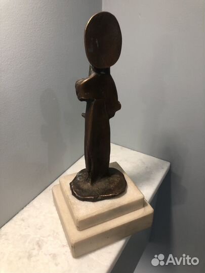 Статуэтка бронза