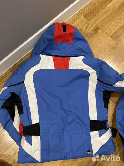 Костюм горнолыжный 42 размер