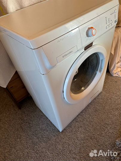 Стиральная машина Electrolux Рабочая на зап части