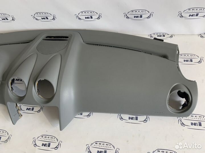 Панель Серая Mercedes Benz ML w164