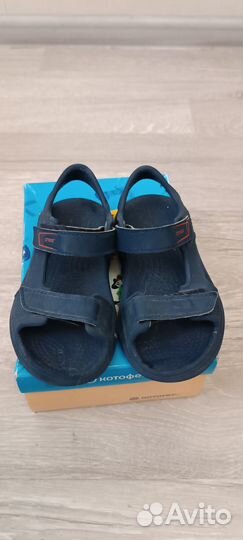 Сандали crocs